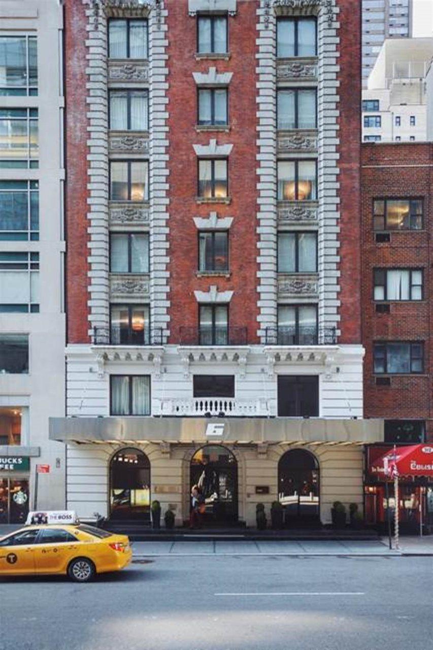 6 Columbus Central Park Hotel New York City Exterior photo