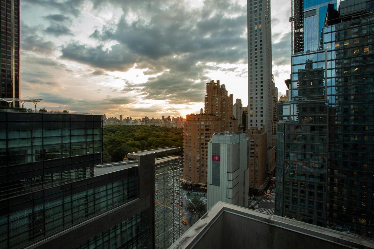 6 Columbus Central Park Hotel New York City Exterior photo